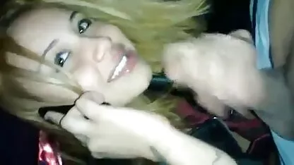 Gangbang com sexo gratis em desenho puta casada na casa de banho russa