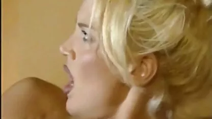 Olá Bumblebee-thai tgirl não presta filme gratuito pornô e fode um grande homem branco