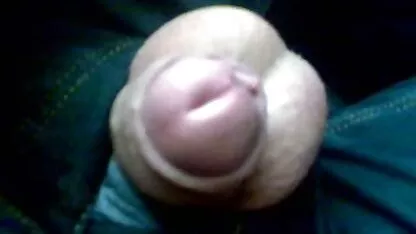 O tipo inseriu o pénis de uma morena no video prorno gratis ânus.