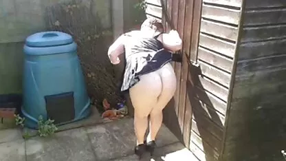 O pai fode a filha mais velha enquanto a mãe não vidio pono gratuito está em casa.