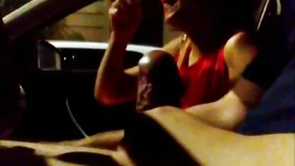 A miúda polícia filme pornô gratuito sem vírus Busty suga o cozinheiro careca