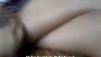 A modelo de vídeo pornô português grátis fitness mexe-lhe o rabo sexy.