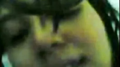 Sozinho em vídeos pornô caseiro gratuito casa, o dedo Asiático esmaga a rata em solo doce, mais Hotajp
