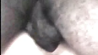 Dadcrush-super-Boazona adolescente deixa o padrasto quero ver vídeos pornográficos grátis embalar a sua rata húmida