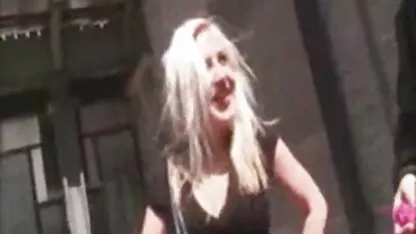 Pila grande e escura para loira em redes de peixe video de sexo brasileiro gratuito rasgadas