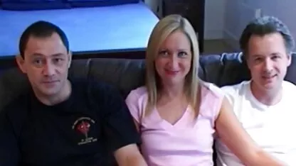 A ver filme pornô gratuito Cam escondida filmou sexo com uma jovem prostituta em Cantor.