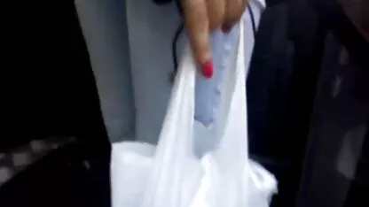 A atraente Nora wanks pornô vídeos gratis Duddy shaft