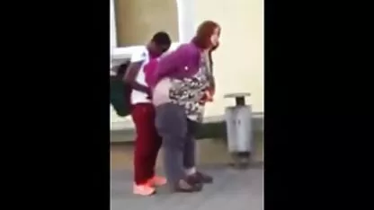 Amante videos pornou gratis fodida num carro caro