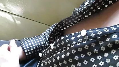 Miúda checa a dançar e vem-se na boca pornô vídeos gratis
